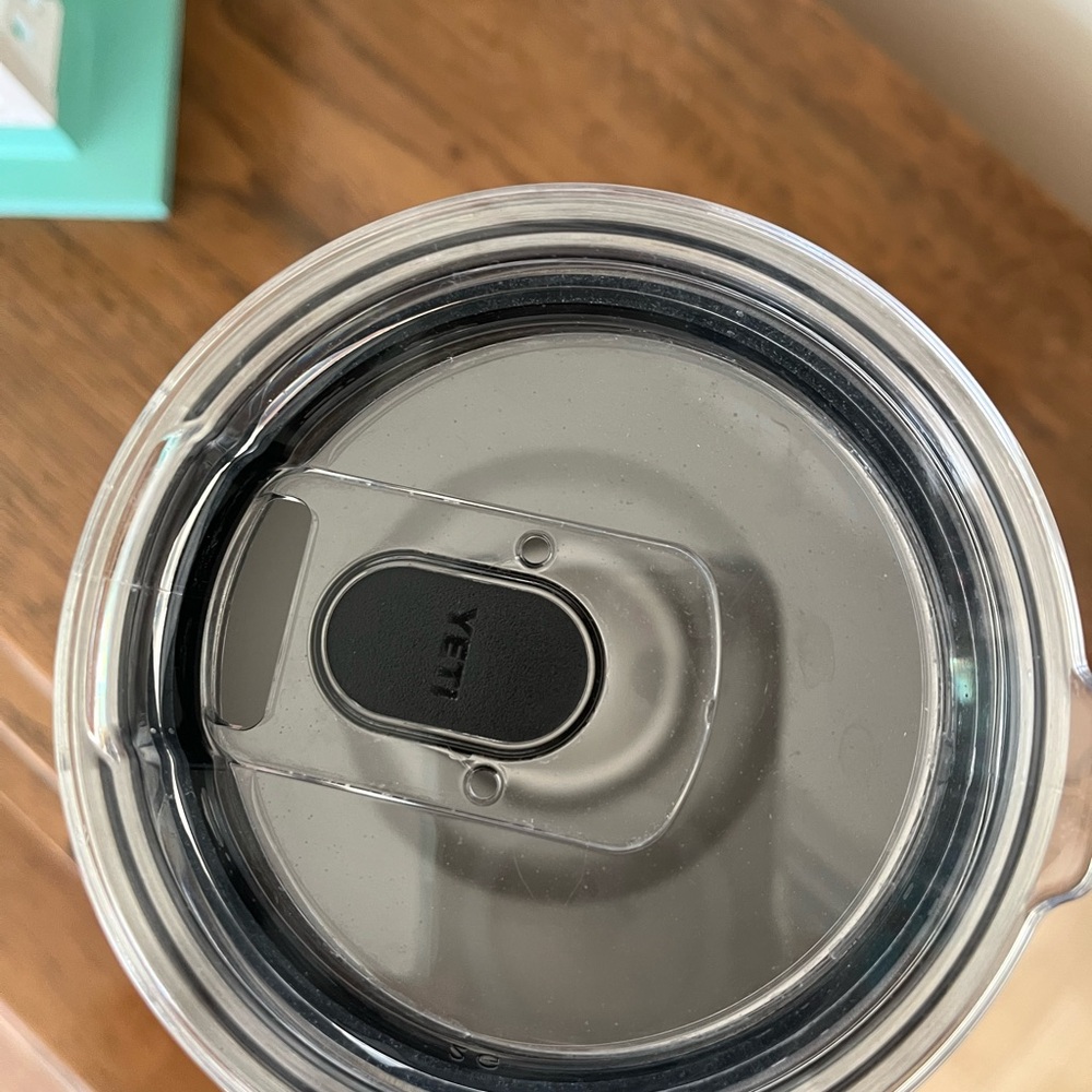 30 oz YETI Matte Black Travel Mug with Clear Lid - Picture 3 of 4